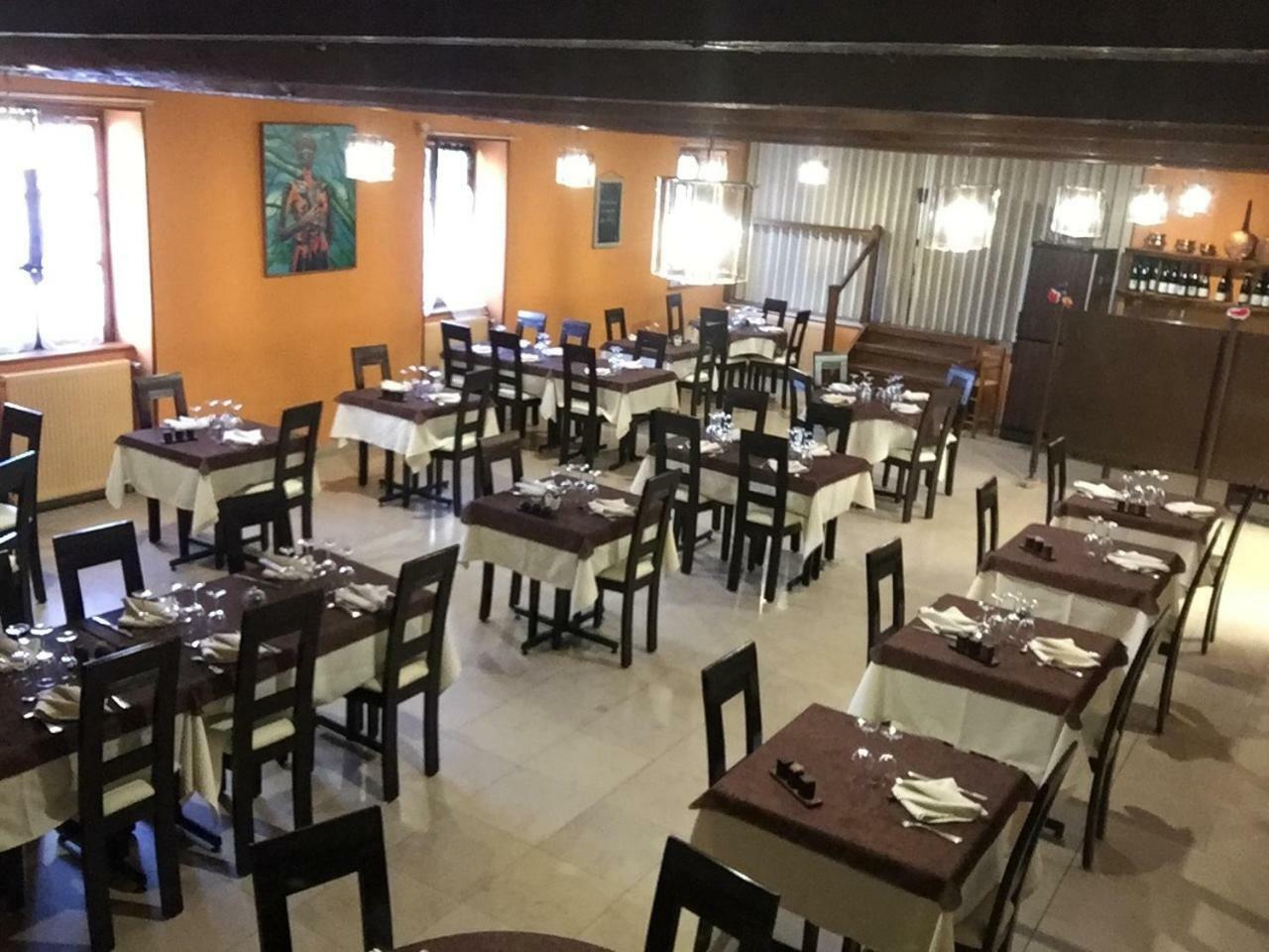 Hotel Restaurant La Place Malay-le-Grand Exterior foto
